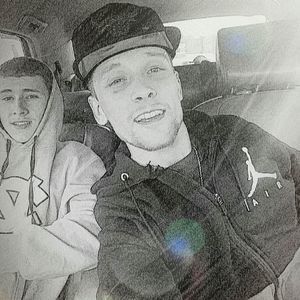 Meet your Posher, Gino